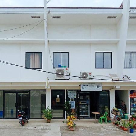 Bernwoods Extyn B&B Dormitory Илойло Сити Екстериор снимка