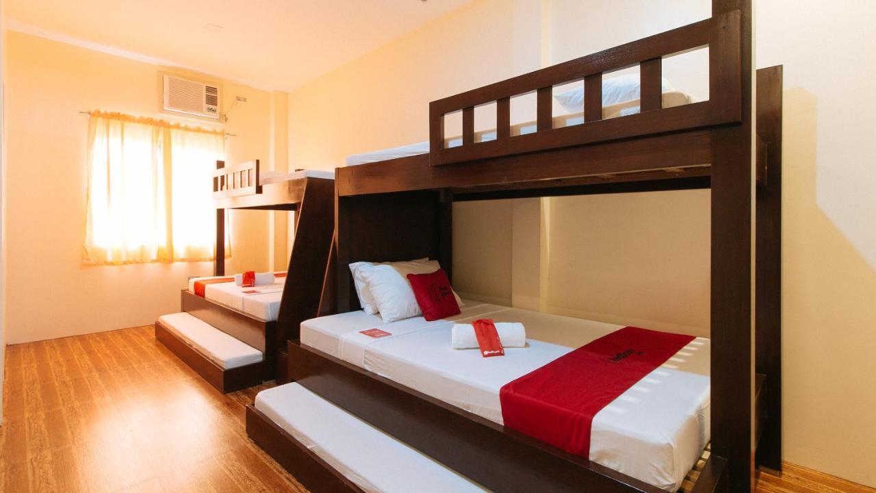 Bernwoods Extyn B&B Dormitory Илойло Сити Екстериор снимка