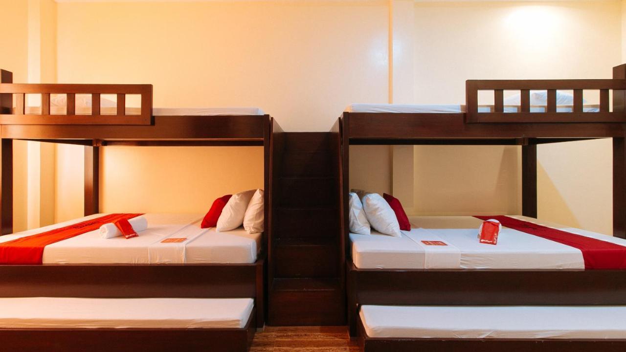Bernwoods Extyn B&B Dormitory Илойло Сити Екстериор снимка